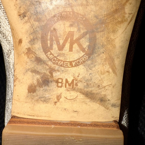 Michael Kors Women's Cream Loafers - Picture 5 of 7